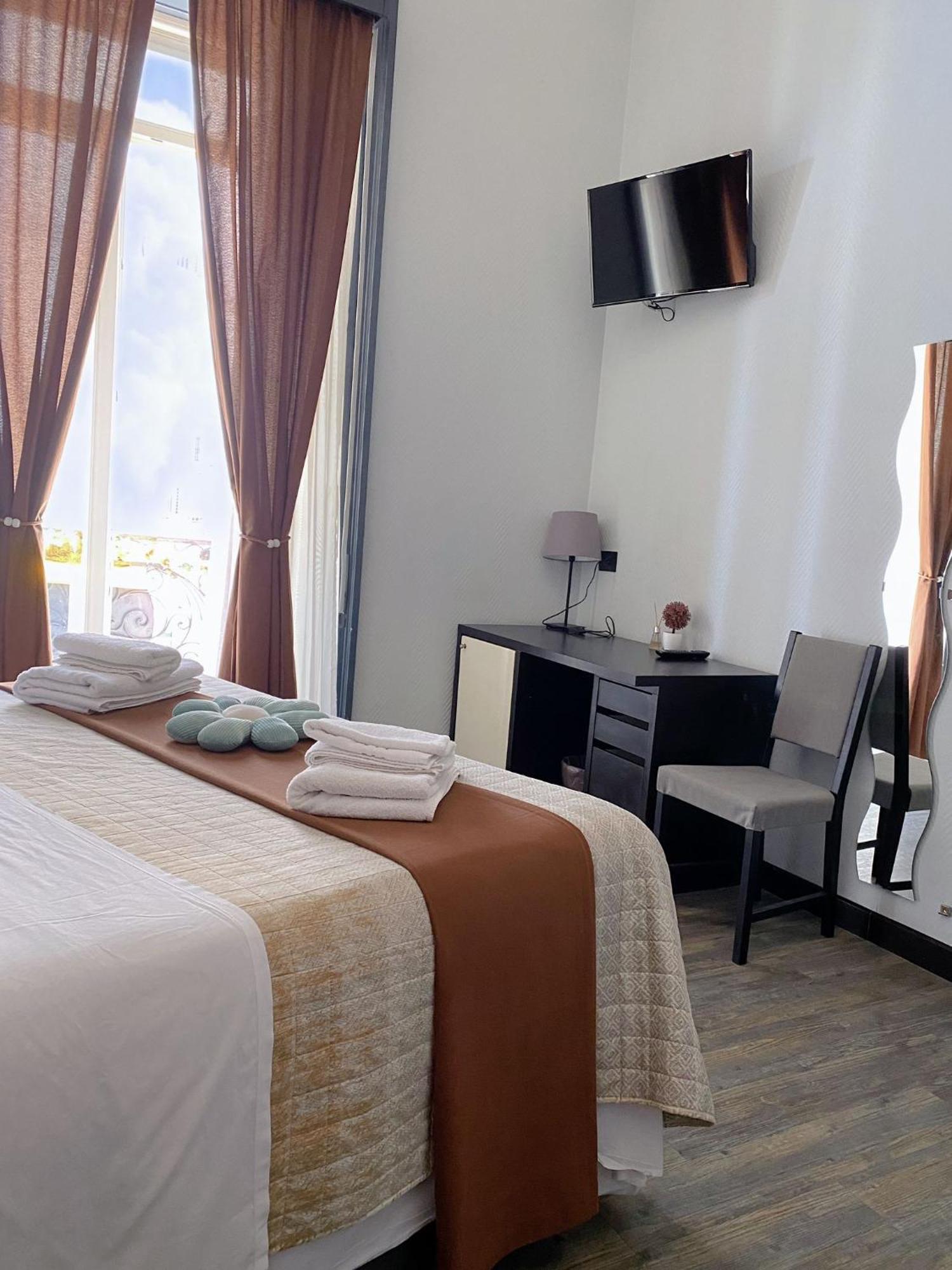 Dolce Vita Rooms Napoli Dış mekan fotoğraf