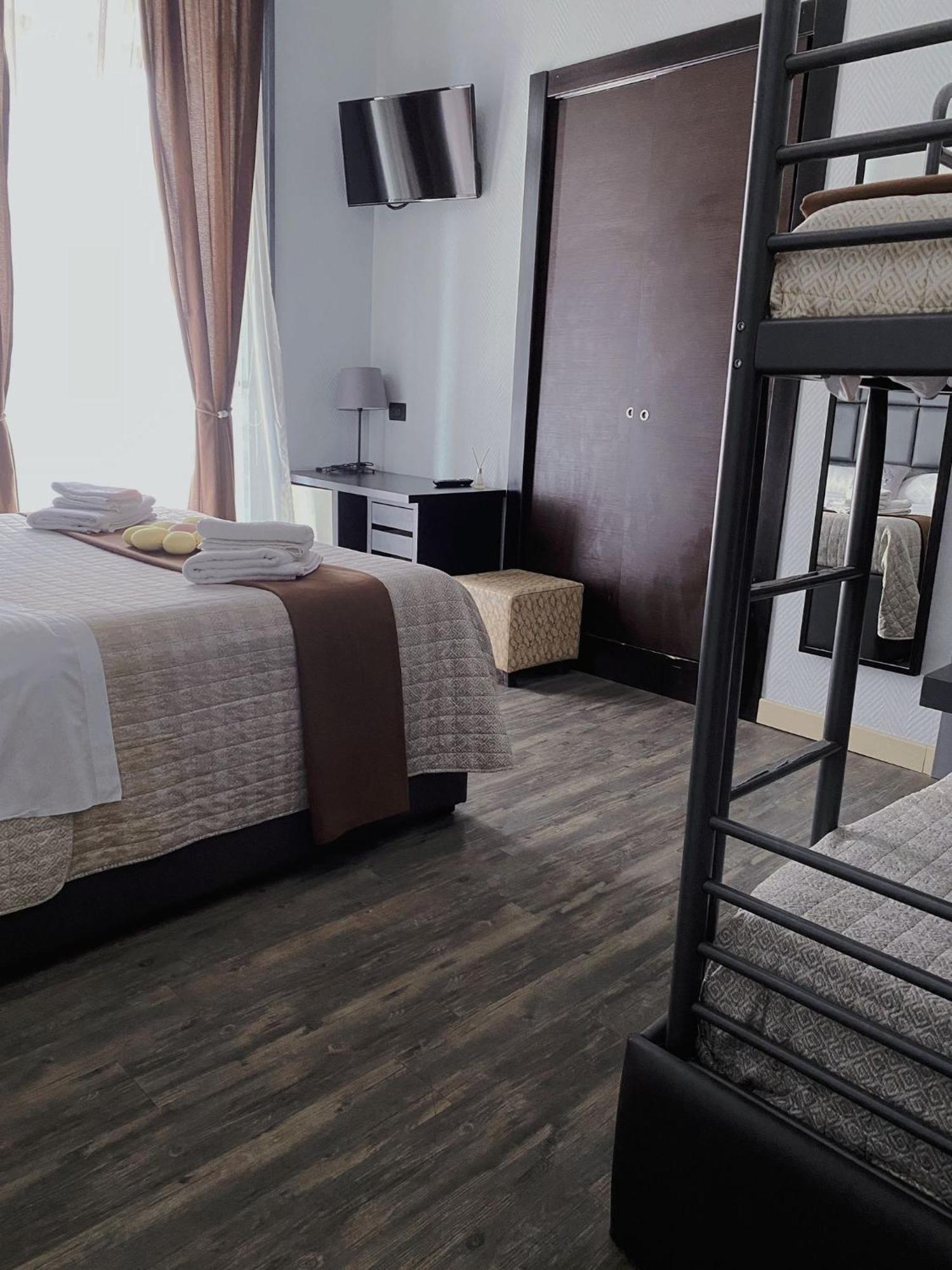 Dolce Vita Rooms Napoli Dış mekan fotoğraf